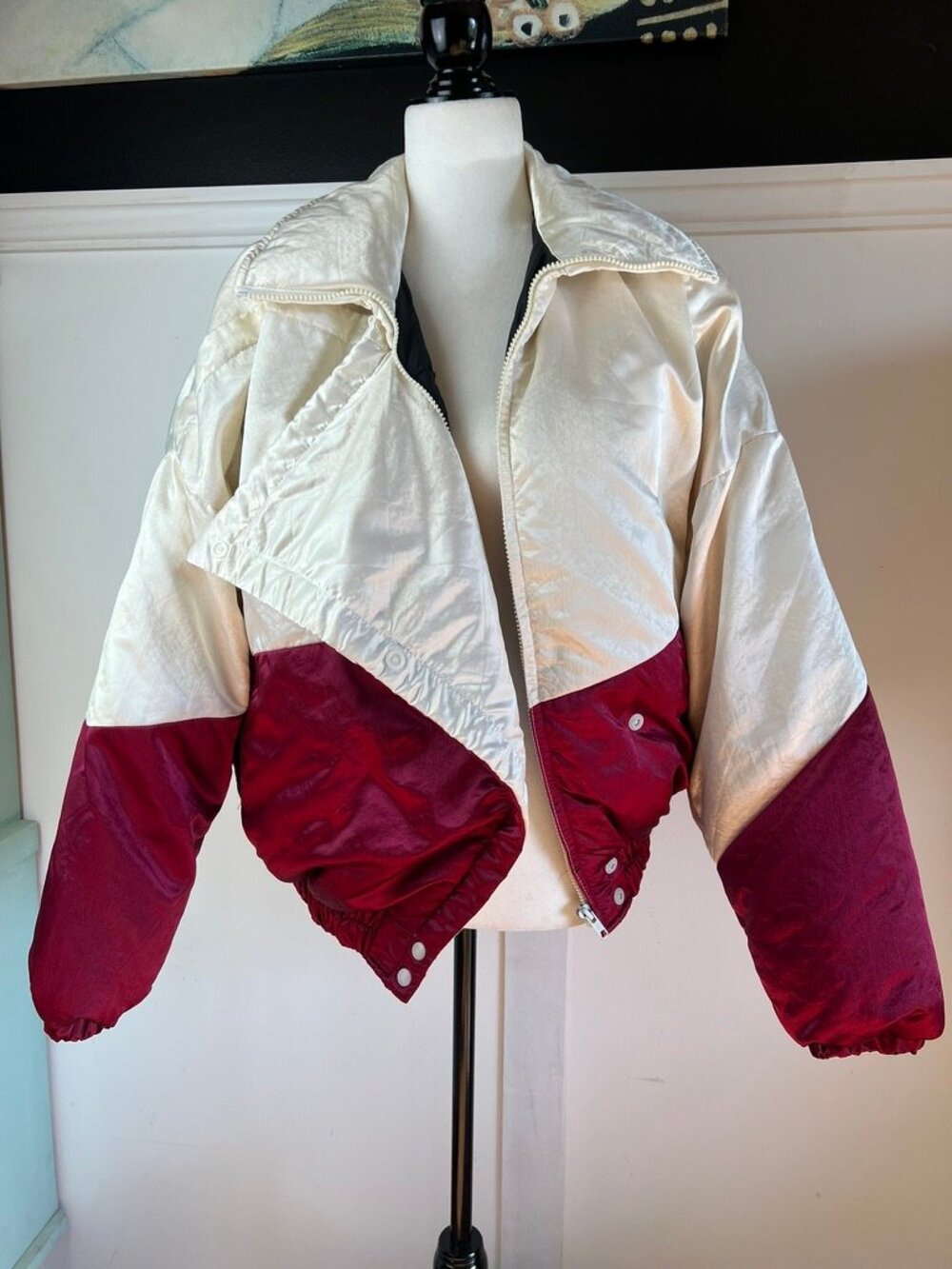 Vintage 80s Ski Parka Stylish Cream and Red Women's Ski Parka Jacket 🇨🇦